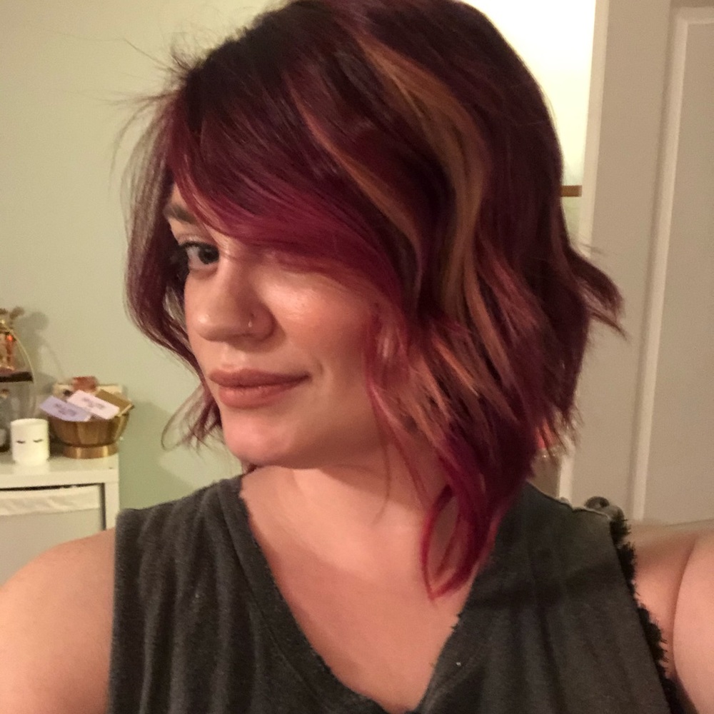 Meet your Posher, Alyssa